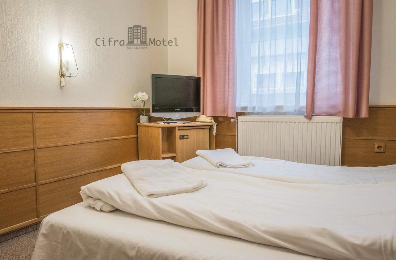Cifra Motel Kecskemet Exterior photo